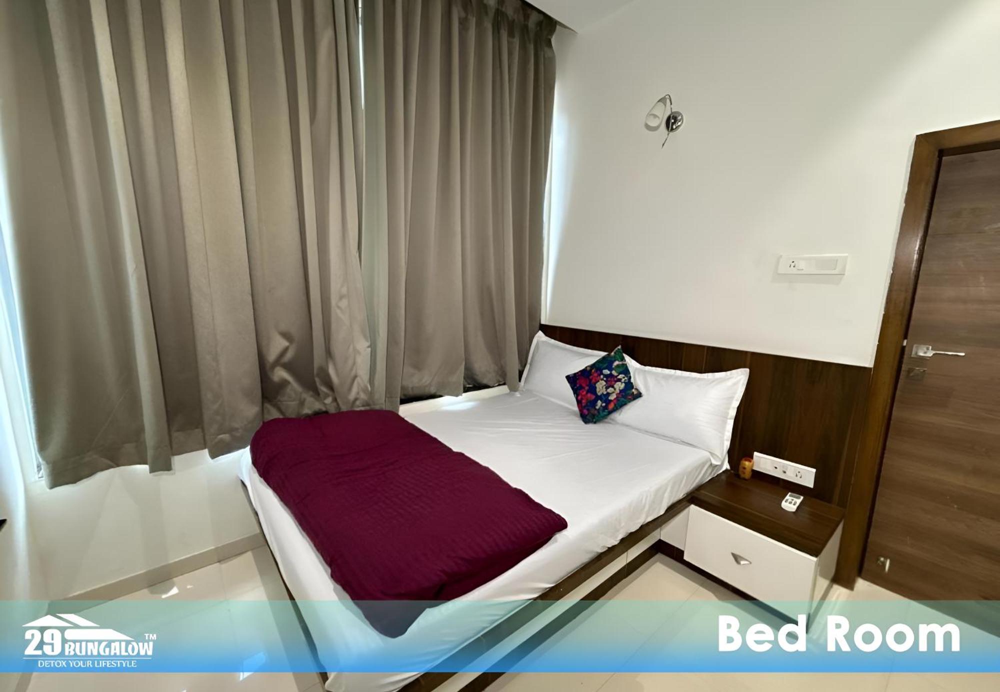 Hillview Rooms By 29 Bungalow Panchgani Exterior photo